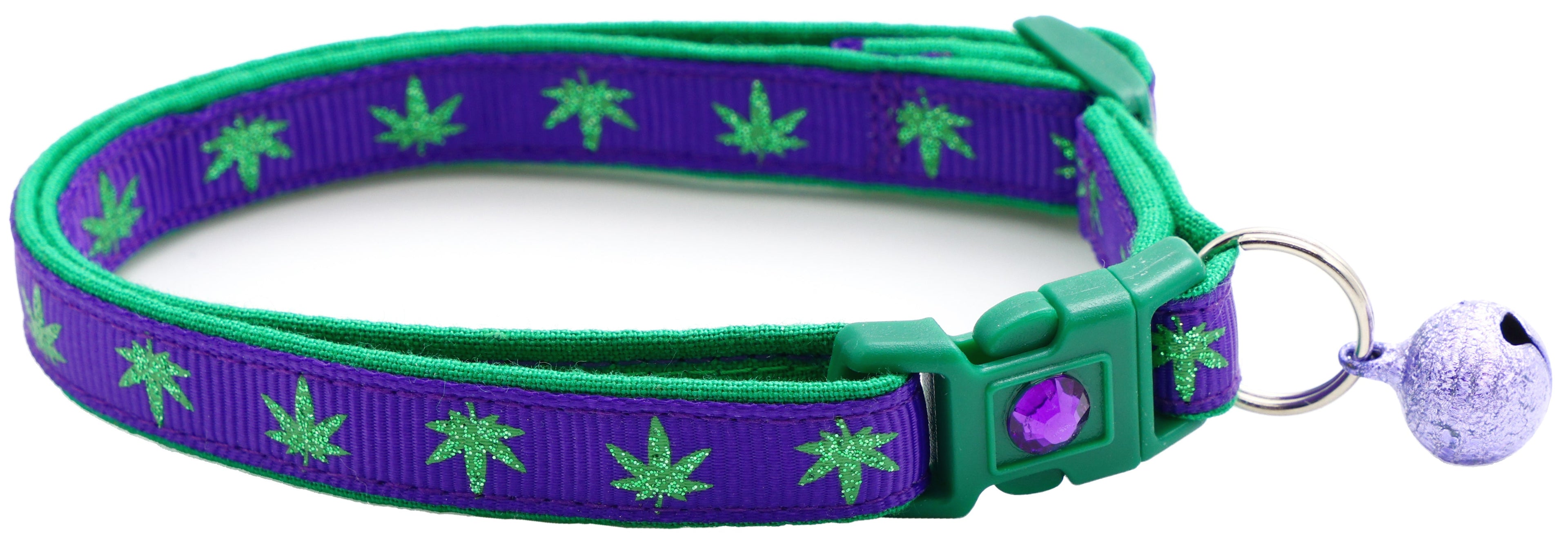 Marijuana Leaves Breakaway Cat Collar