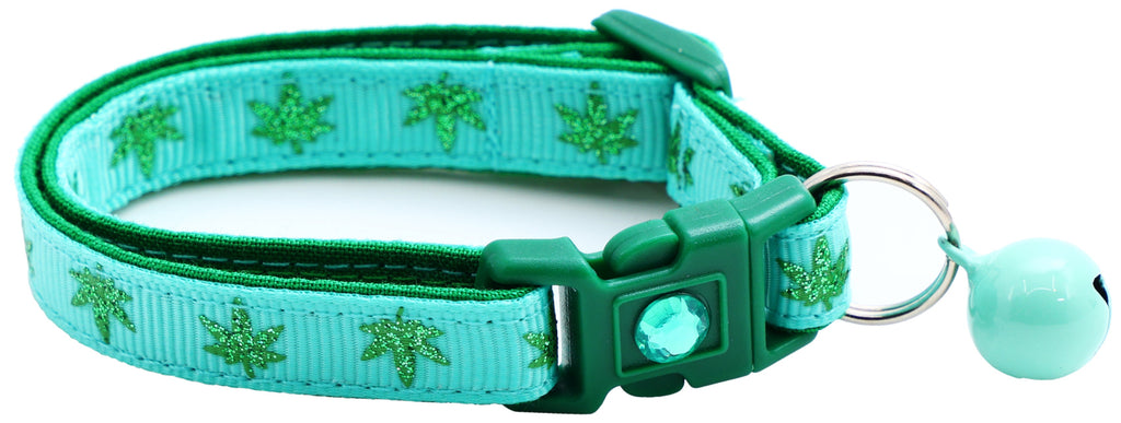 Marijuana Leaves Breakaway Cat Collar